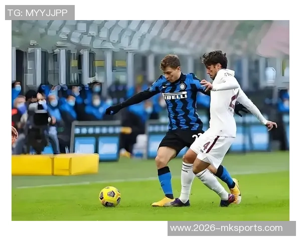 米兰重返意甲榜首位置并列领先展现强劲实力