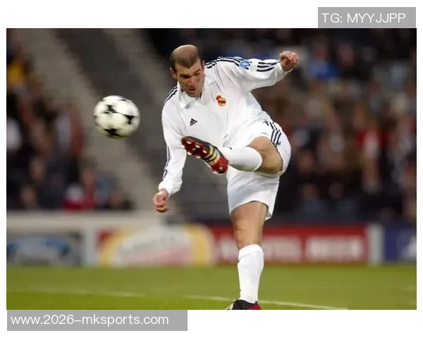 范佩西赛后幽默点评上田绮世进球频繁令人印象深刻